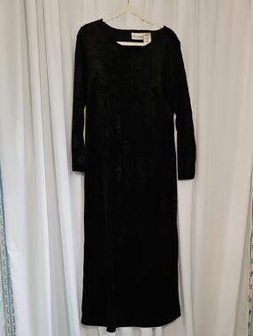 Vintage New Visions Black Velvet Long Sleeve Goth Midi Dress - Size Medium